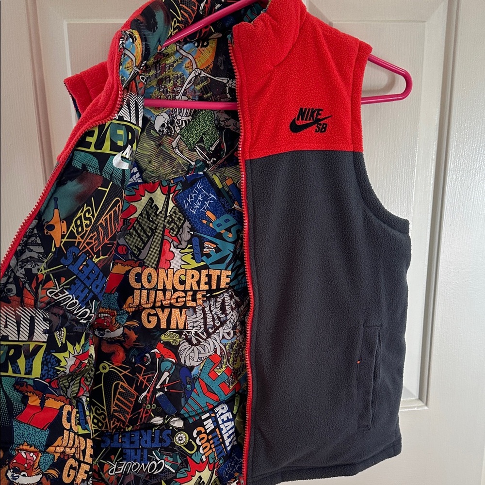 Nike Multicolor Graphic Kids Vest - Picture 5 of 5